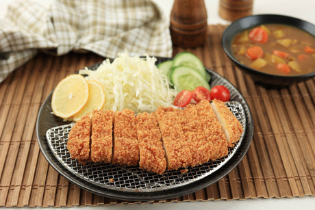 Chicken Katsu (チキンカツ) – Paniertes Hähnchenschnitzel