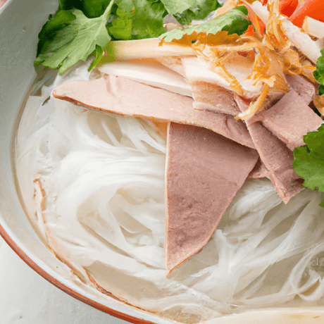 Bánh Tằm Bì – Reismehl-Nudeln mit Schweinehaut - RamenHeaven