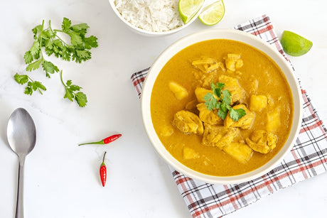 Gaeng Kari (แกงกะหรี่) – Thailändisches gelbes Curry - RamenHeaven