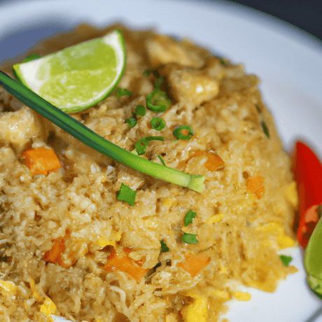 Khao Pad (ข้าวผัด) – Thailändischer gebratener Reis - RamenHeaven
