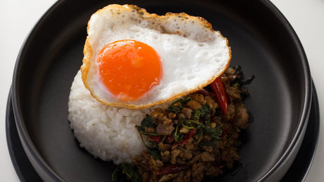 Knusprige Thai-Style Spiegeleier | Kai Dao Rezept - RamenHeaven